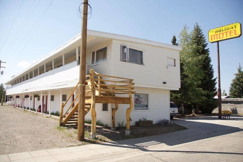 Yellowstone Holiday Motel Вест-Йеллоустоун Екстер'єр фото